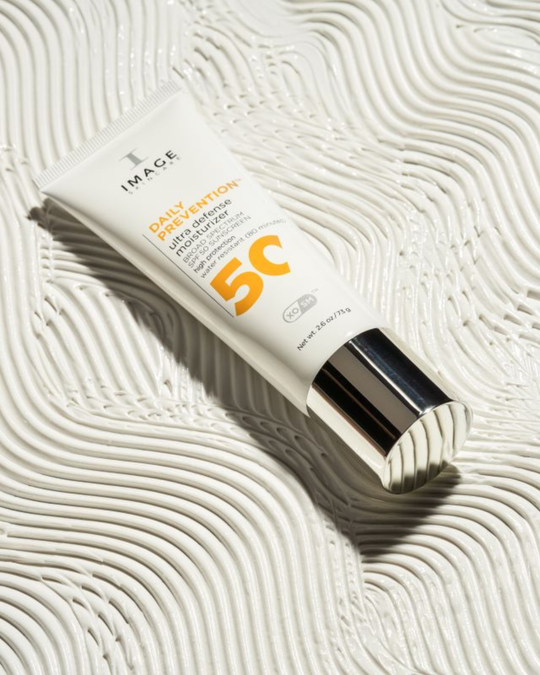 PREVENTION+Daily Ultra Defense Moisturizer SPF 50
